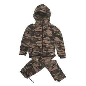 Boys Nike Camo Dry-Fit Full Zip Jacket and Sweatpants. XS
